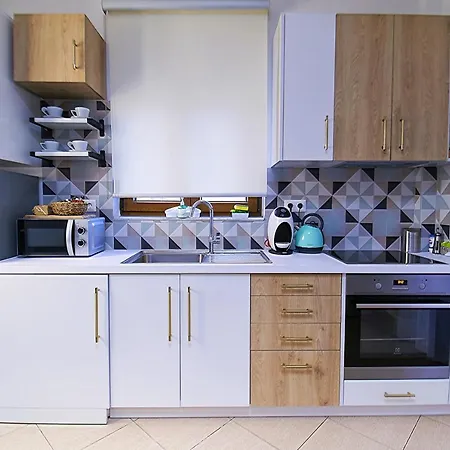 Petite Palace Apartment