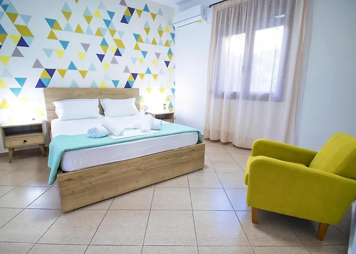 Petite Palace Apartamento Rétino